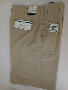 IZOD Men's SwingFlex Khaki Golf Shorts Size 34W New $28